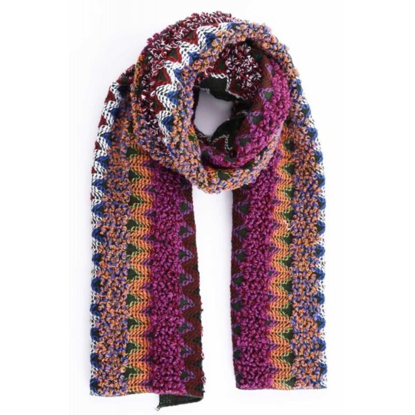 multicolor-zig-zag-acrylic-scarf
