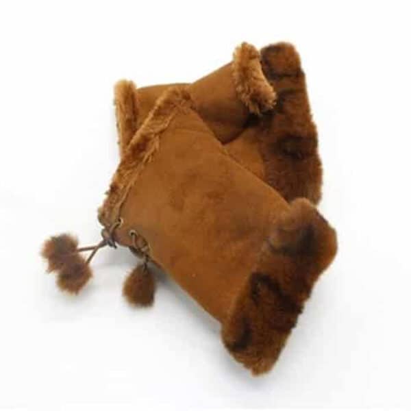 suede-animal-faux-fur-mits