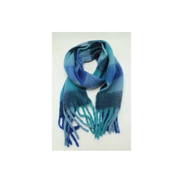 thick-scarf-with-colorful-checks-2